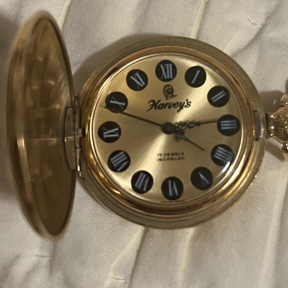 Harvey’s 17 Jewels in cabloc watch‎ pocket